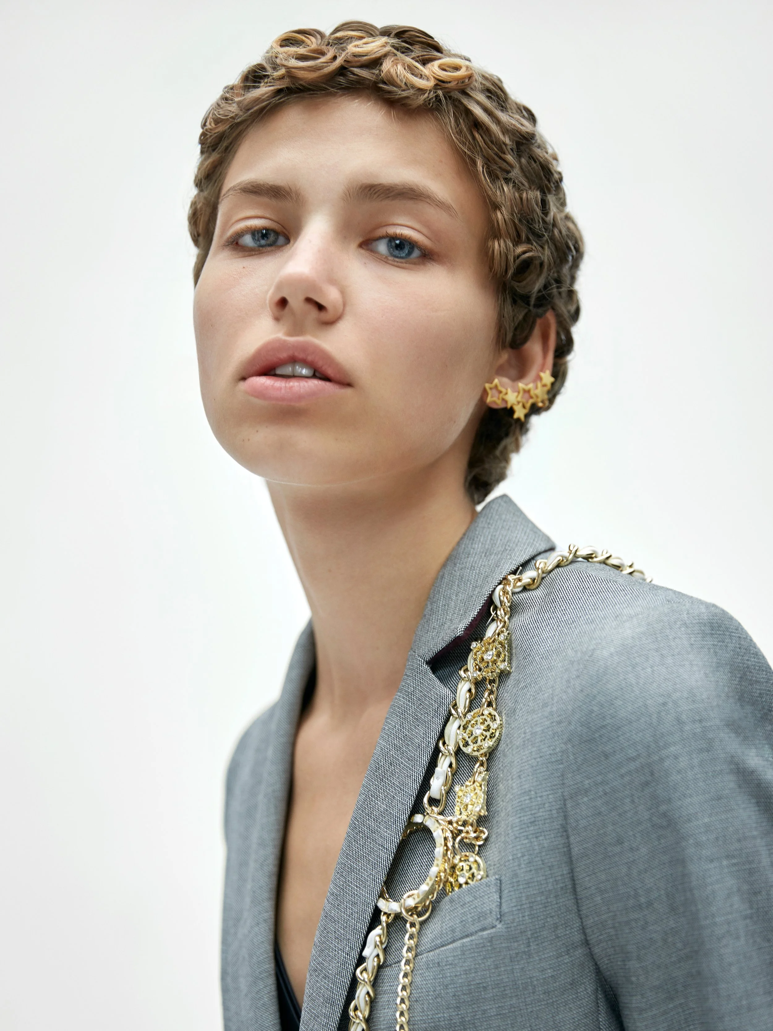 BeautyEditorial_AngelaRober_0185.jpg