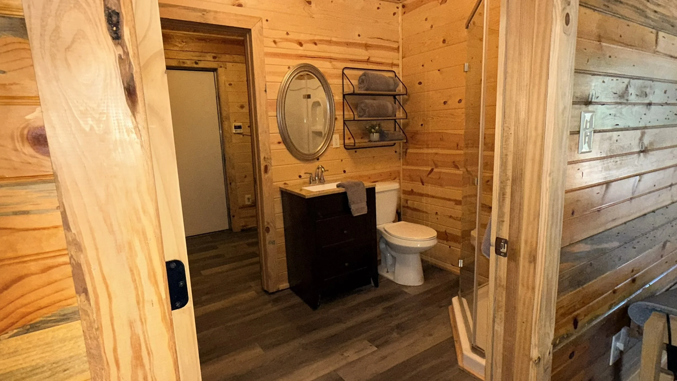 15_Bathroom.jpeg