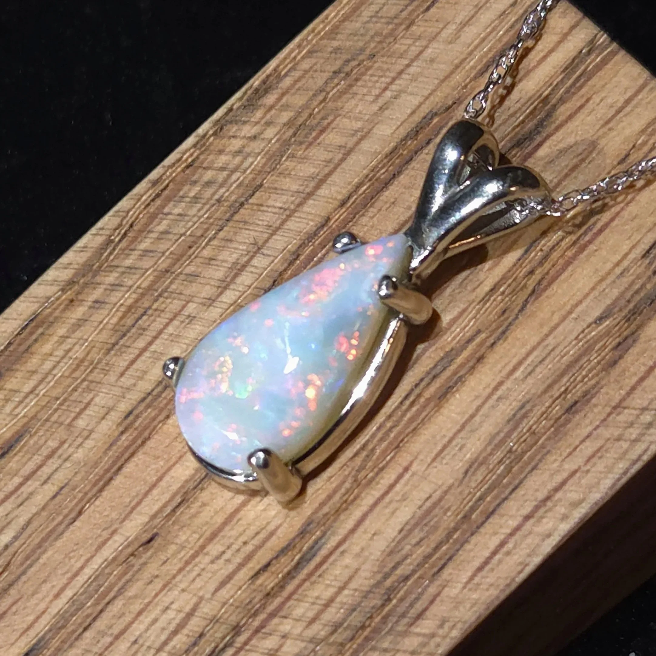 Bright Teardrop Australian Opal Necklace Set in 14k White Gold Jewelry