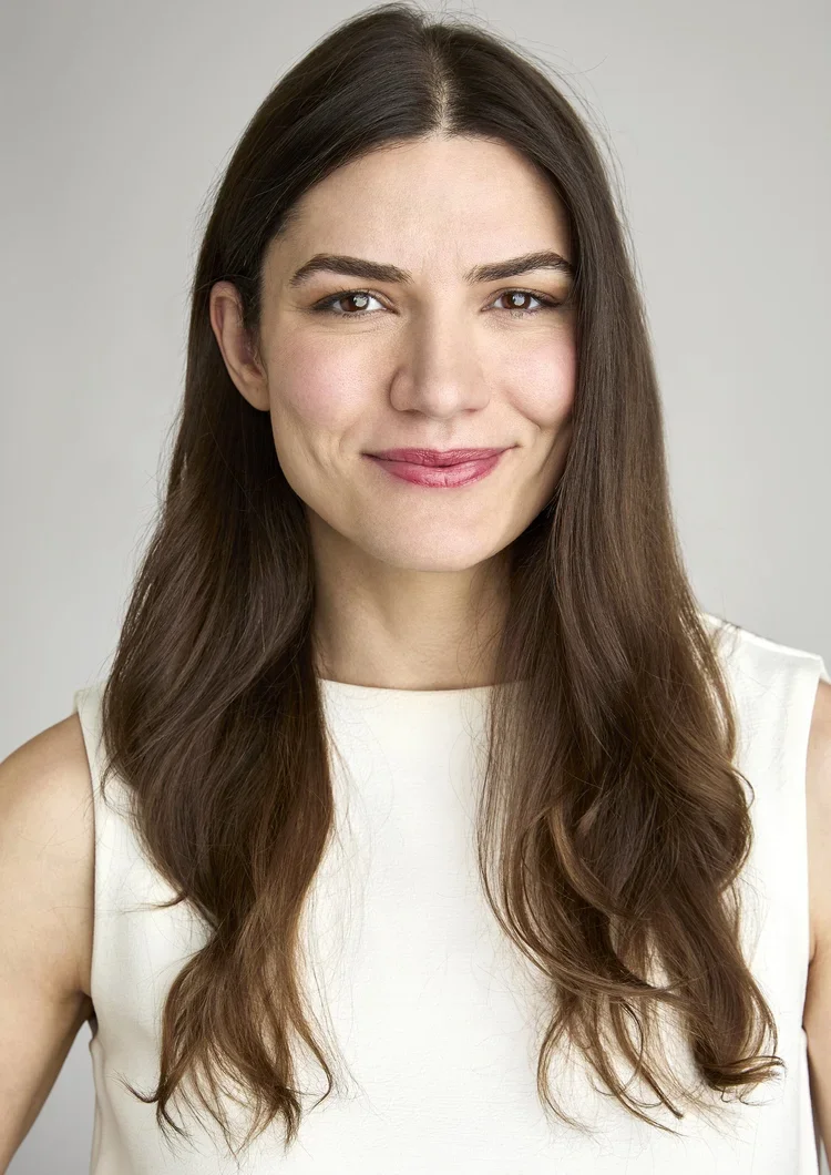 Executive female corporate portrait photographed by Ken Sax Corporate Photography LA in Los Angeles.