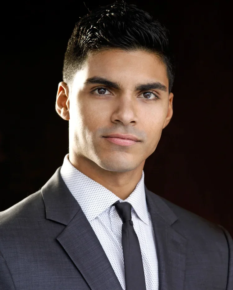 Professional executive studio headshot in Los Angeles by Ken Sax Corporate Photography LA