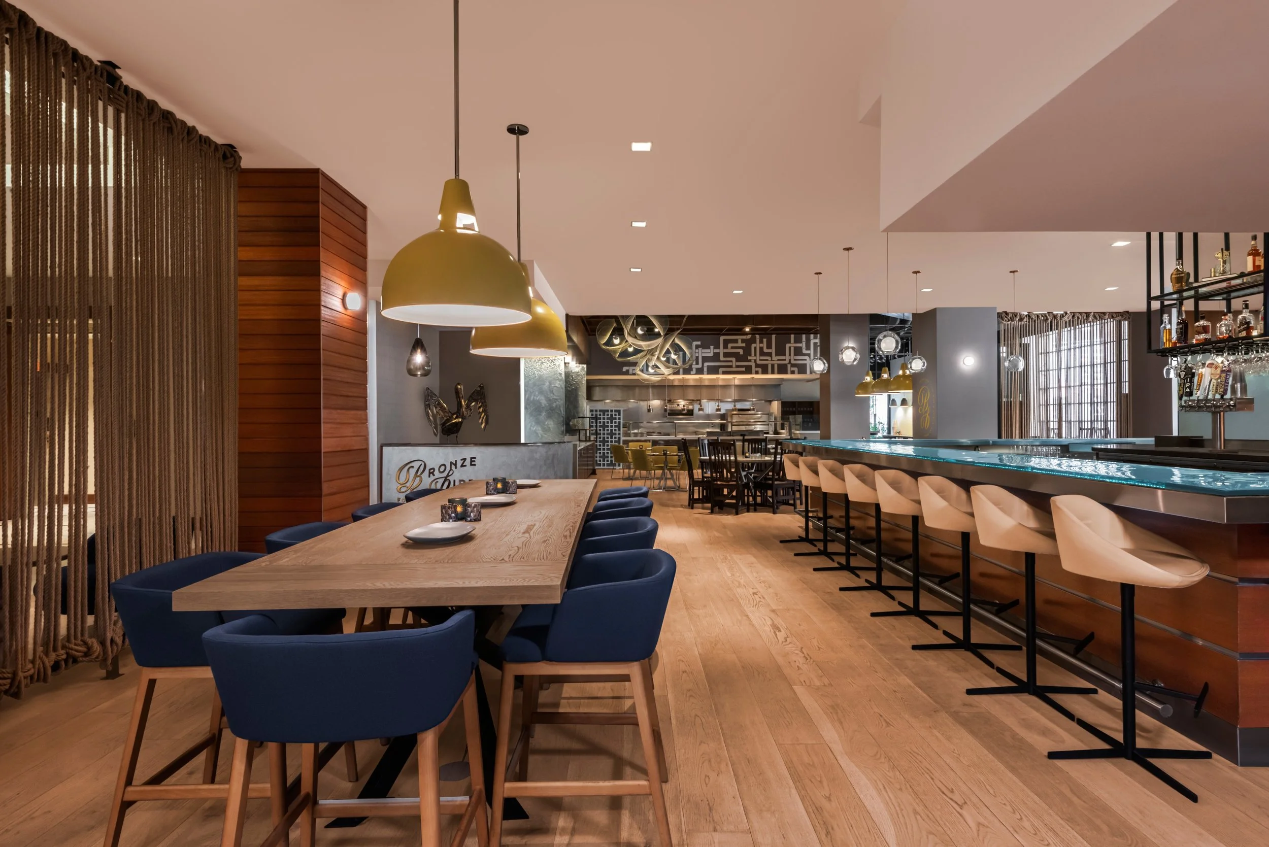 westin-08-bronze-bird-restaurant.jpg
