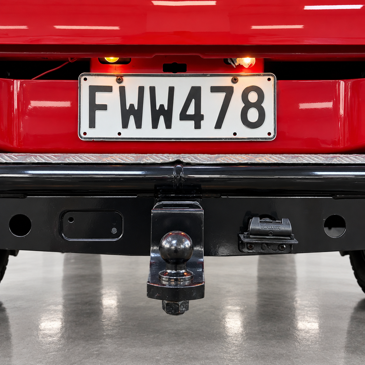 Tow Bar close up.png