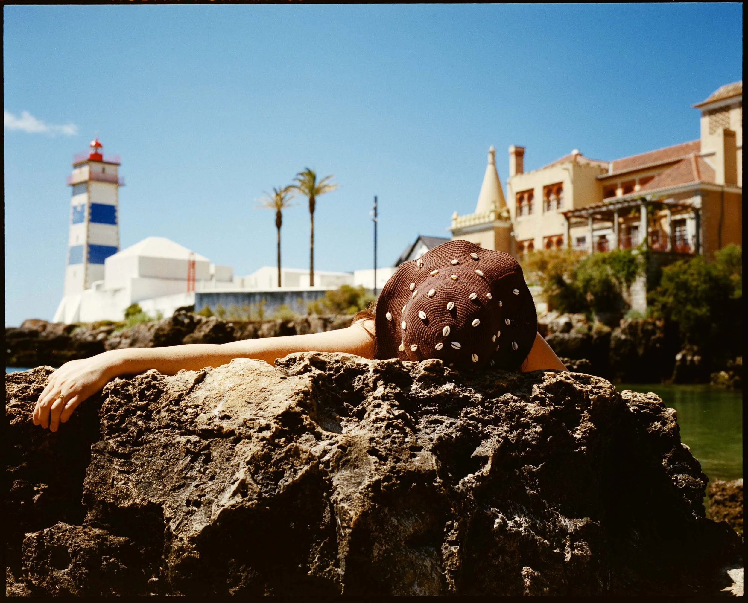 medium format-film-photography-portugal-people-2.jpg
