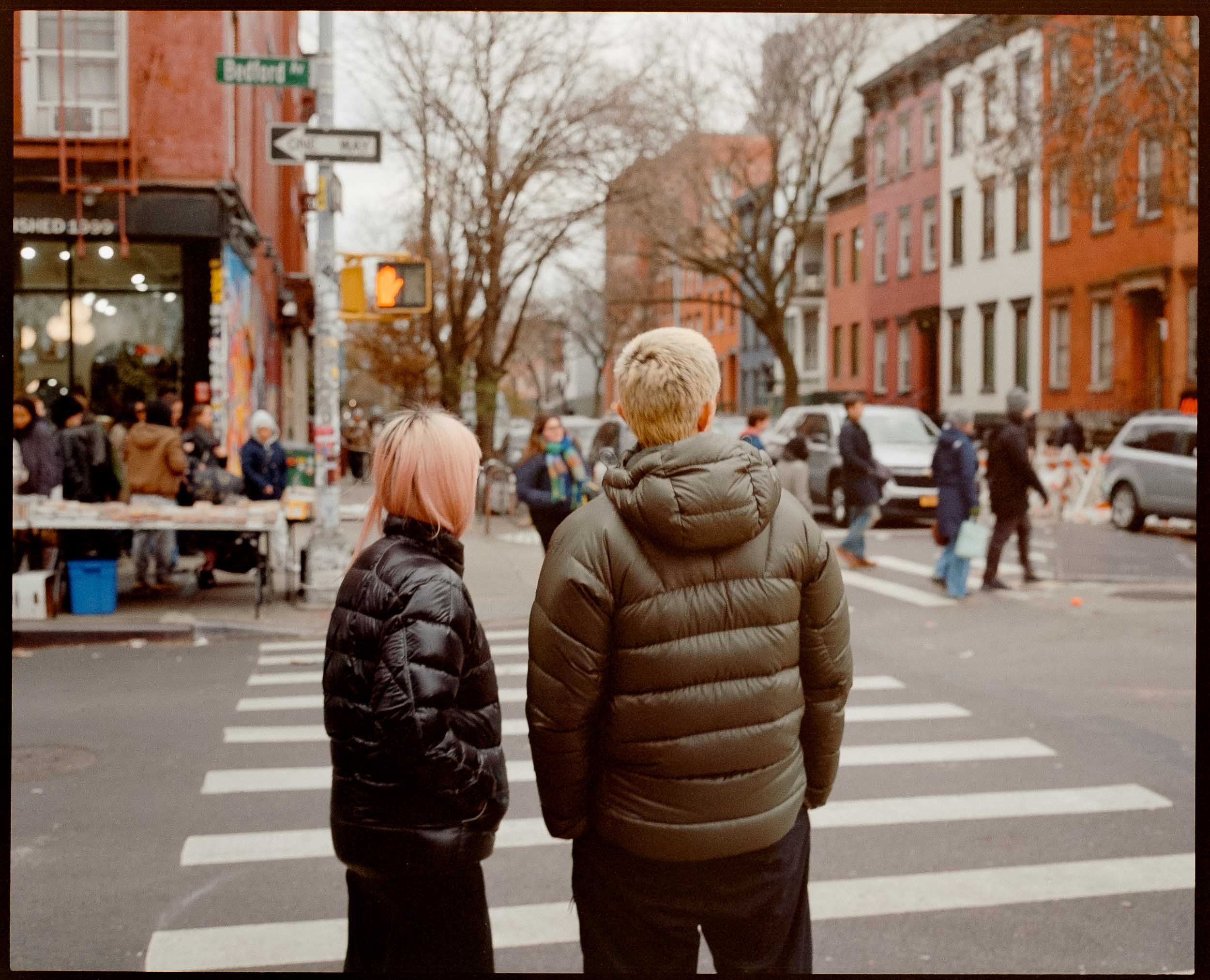 medium format-film-photography-buildings-NYC-people-1.jpg