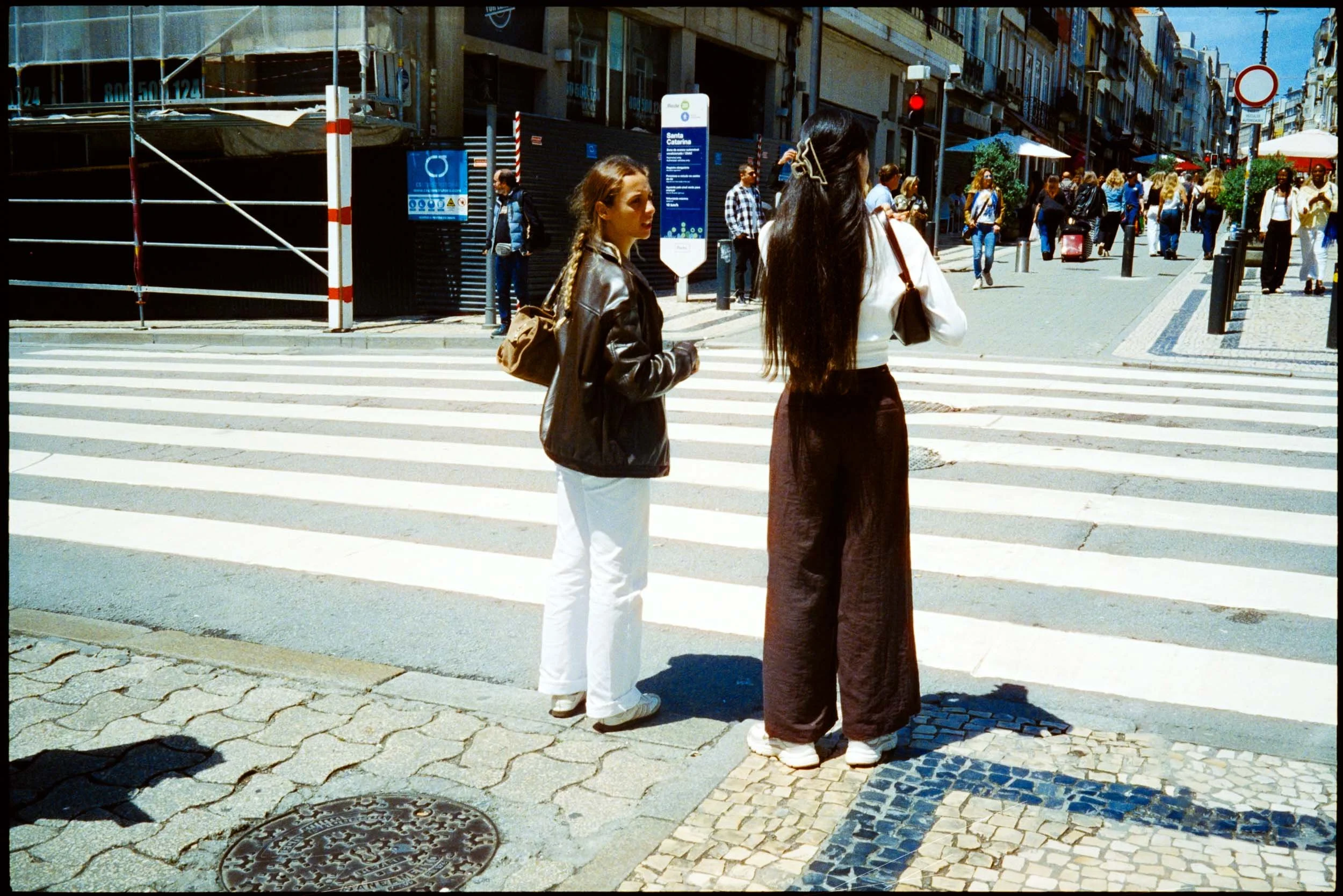 35mm-film-photography-people-3.jpg