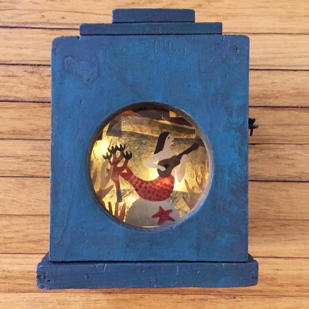 The Siren's Song Diorama, closed view