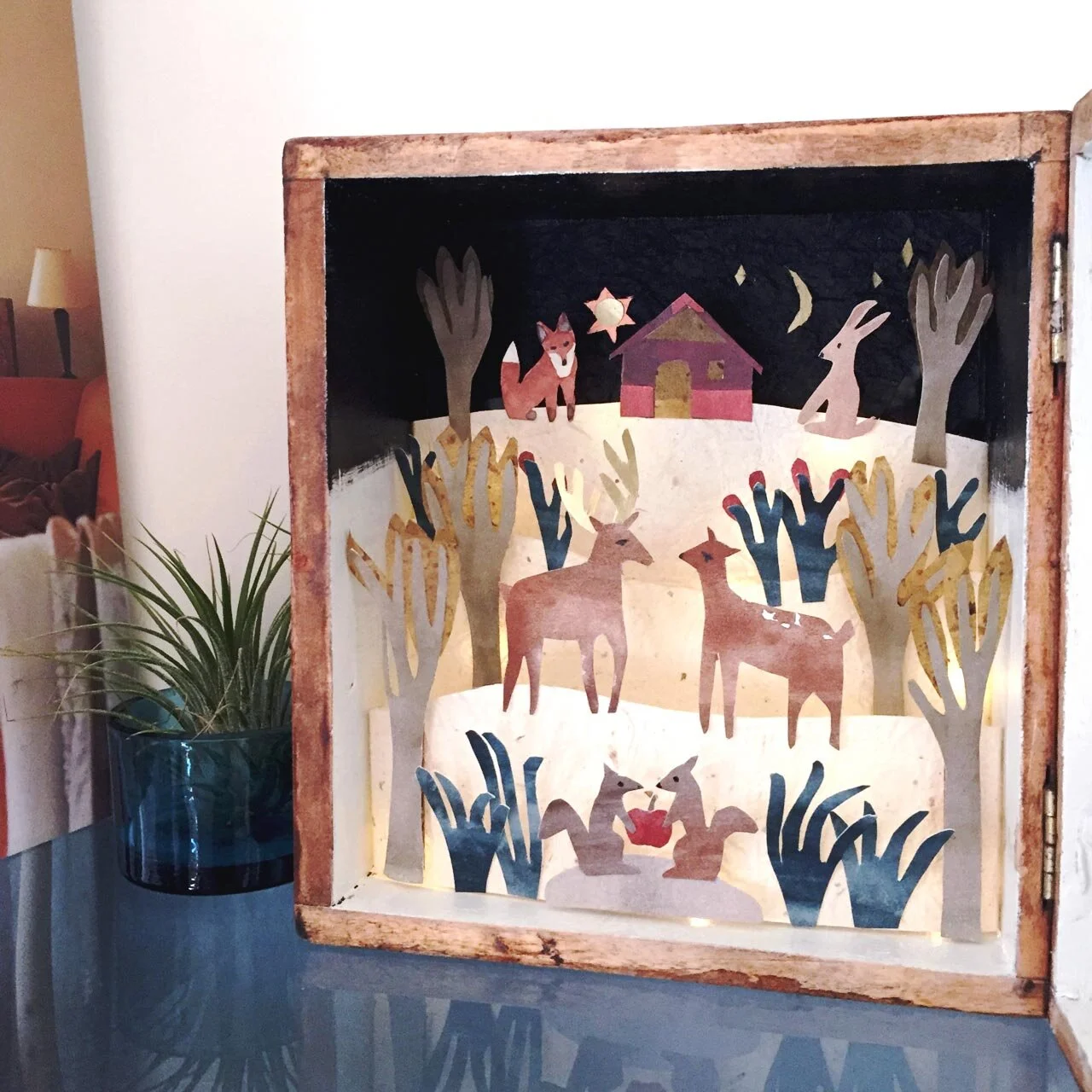 Deer Love Diorama - the place where the fox and the hare say goodnight to each other
