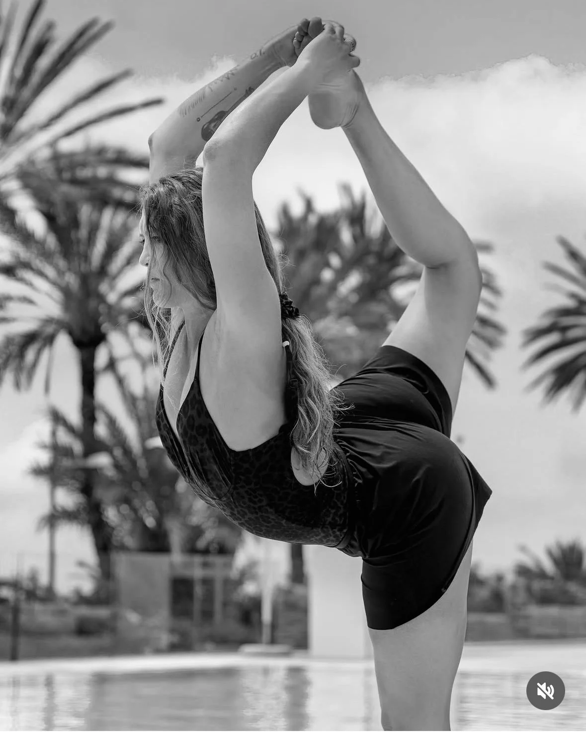 insegnati migliori in Italia . grande competenza nella flessibilità e nello yoga.
