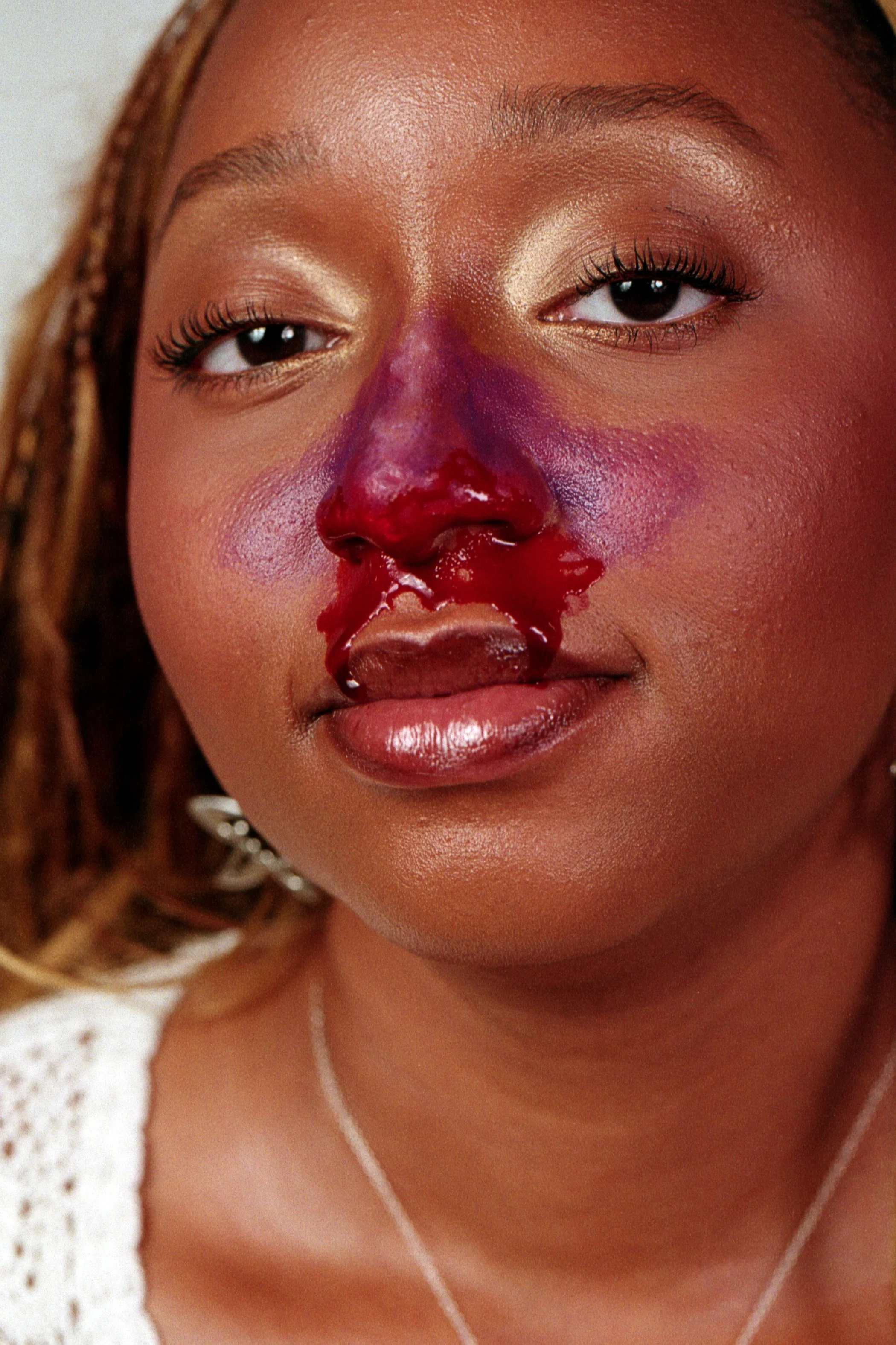 brokennose_desmuthia_01_PAGE copy.jpg