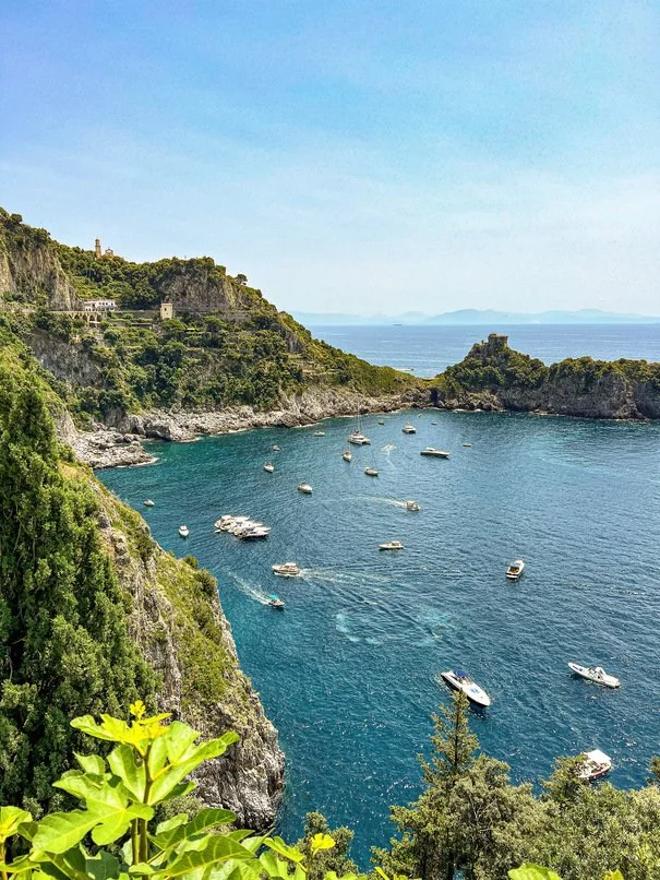 amalfi-coast-luxtravelsinsider.jpg