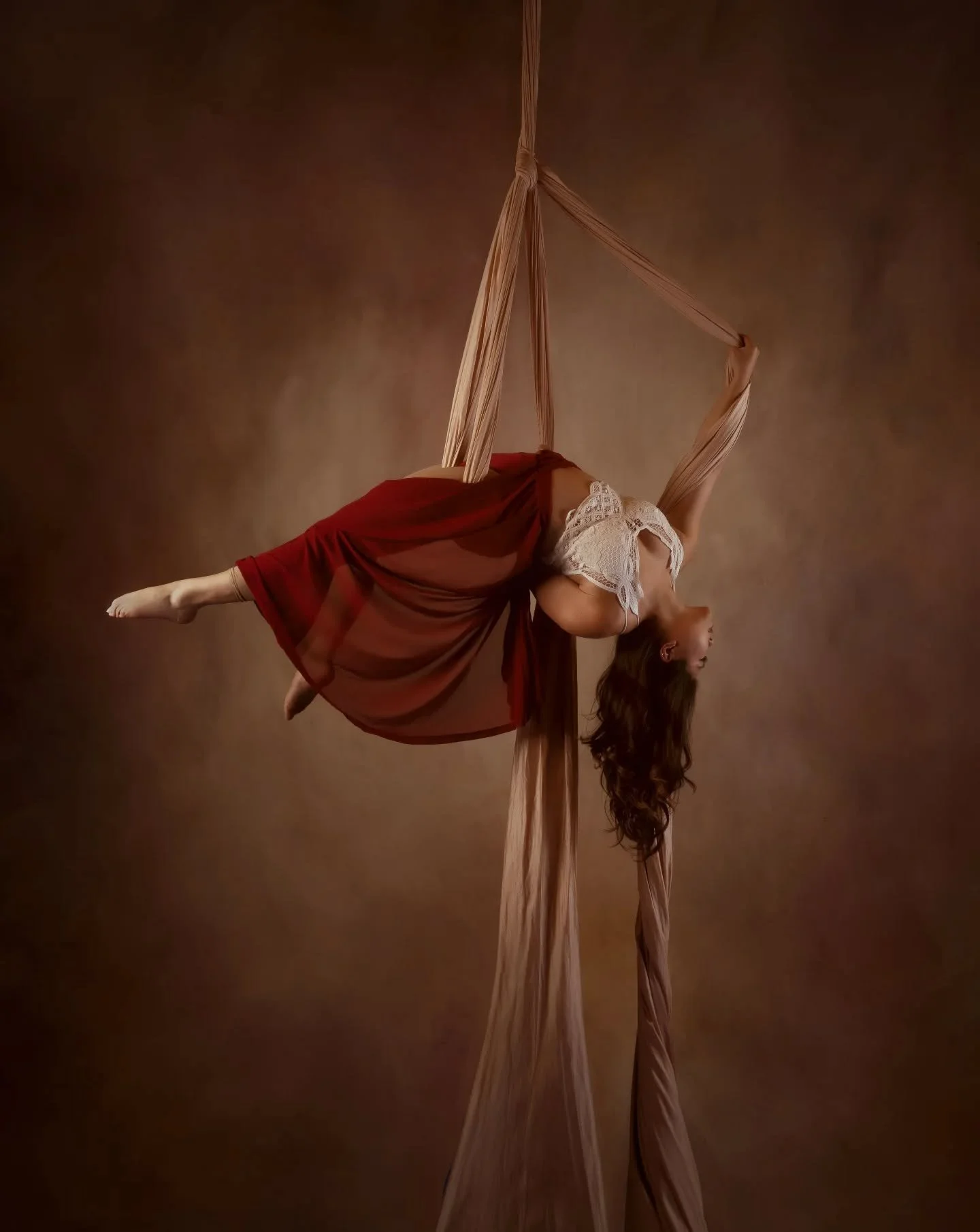 The beautiful @mon.aerial !! It was such a pleasure to work with you Monica! Truly such a joy to create art!