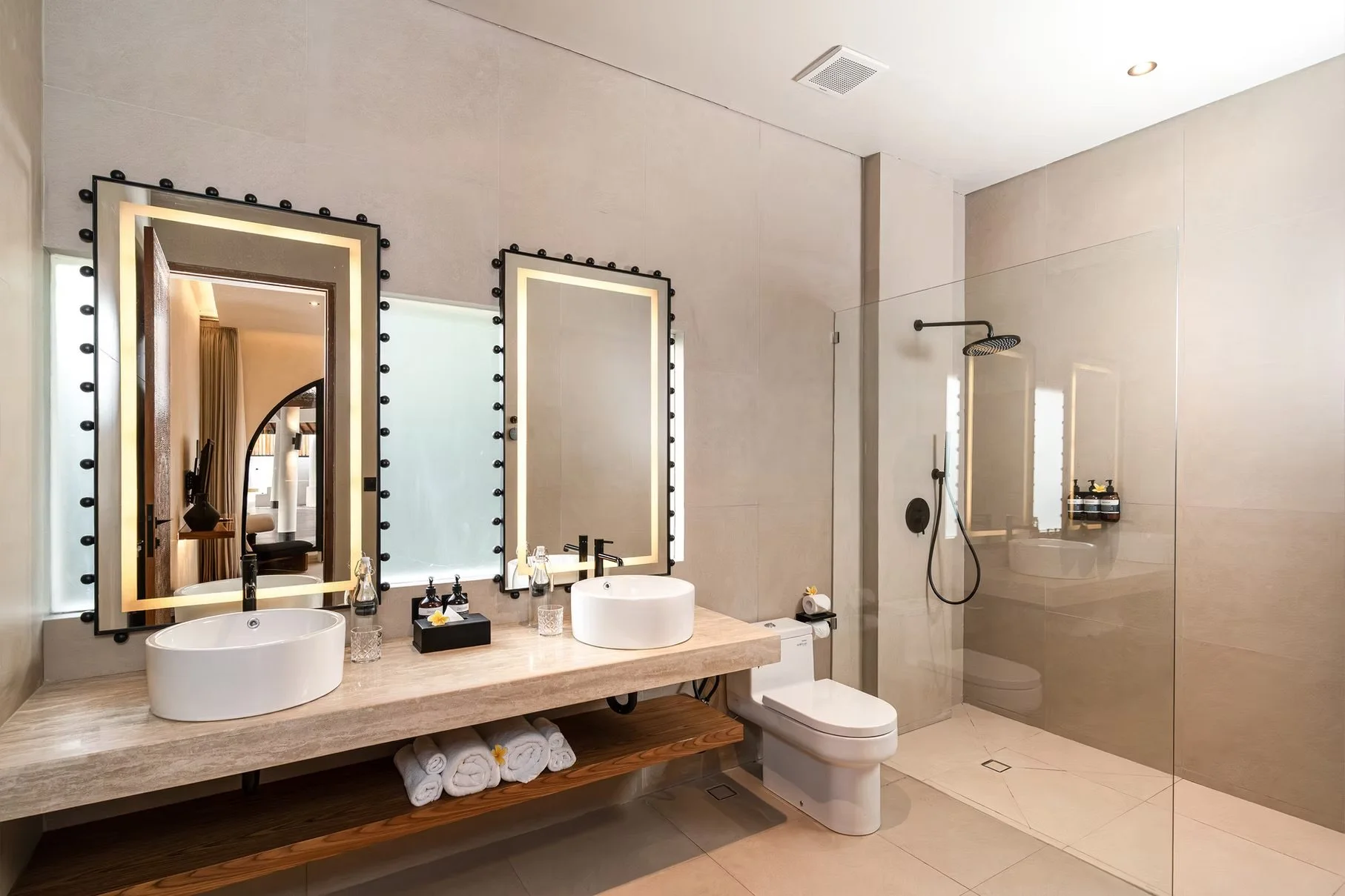 Sanctuary bathroom.jpeg (Copy) (Copy)