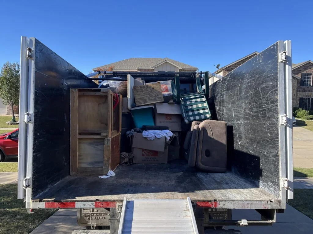 loaded-trailer-move-out-cleanout-jm-junk-garland-tx-1024x768.jpg