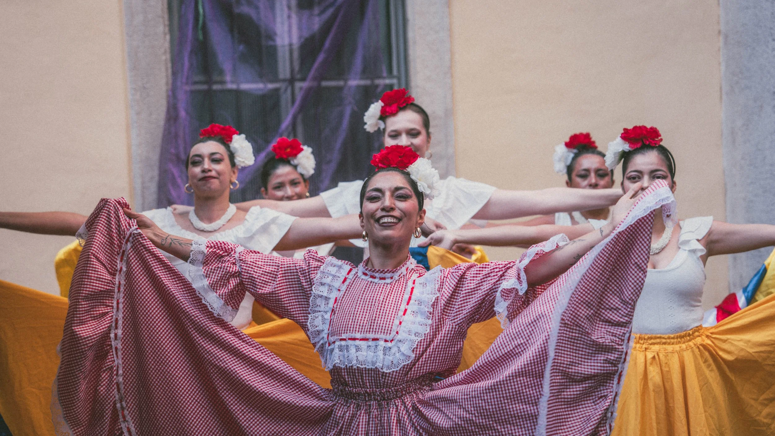 Muestra de baile de Danza Mestiza en Festival Bermuda.
Regensburg, Alemania — 2026