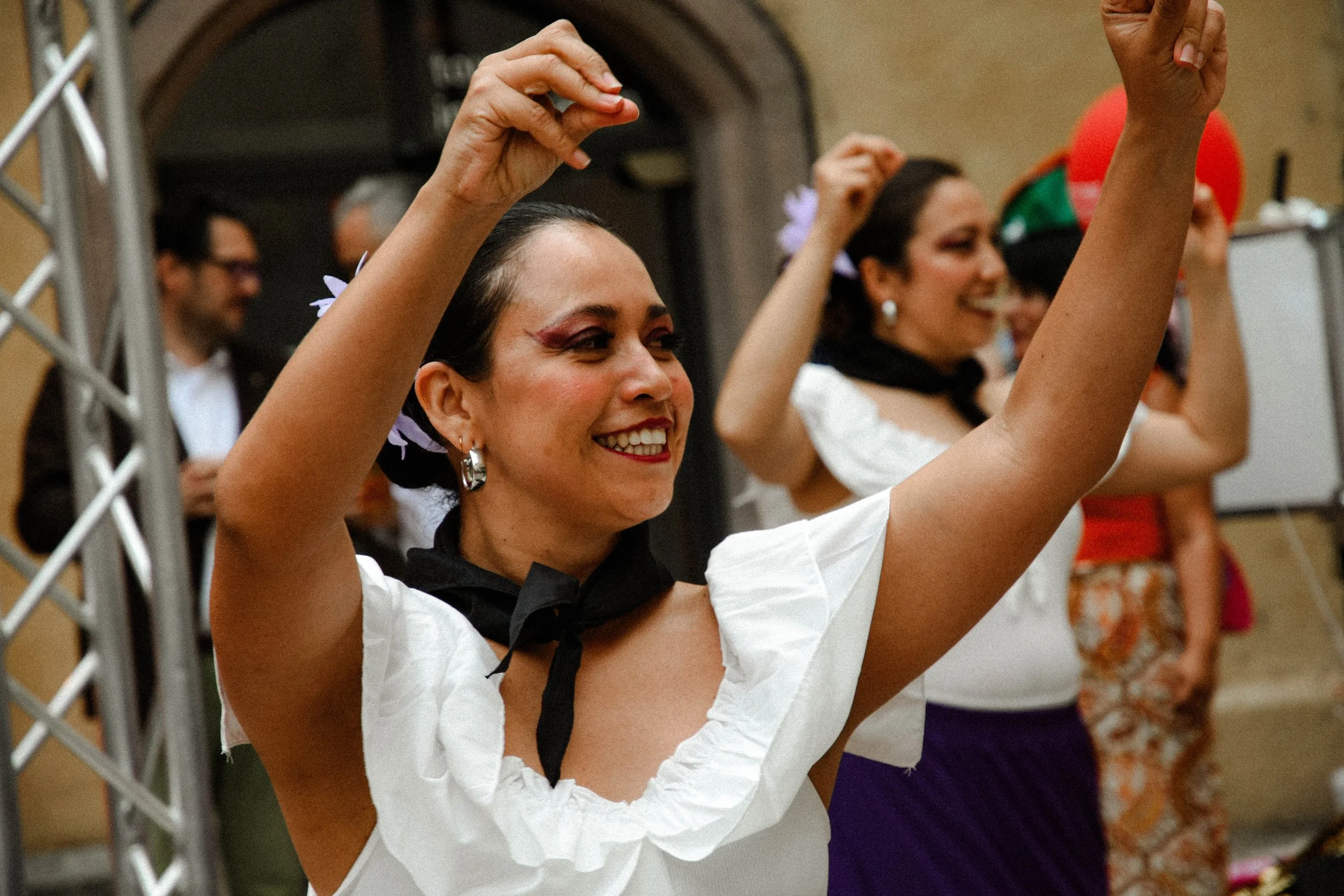 Muestra de baile de Danza Mestiza en Festival Oficina de Turismo de Regensburg.
Regensburg, Alemania — 2026