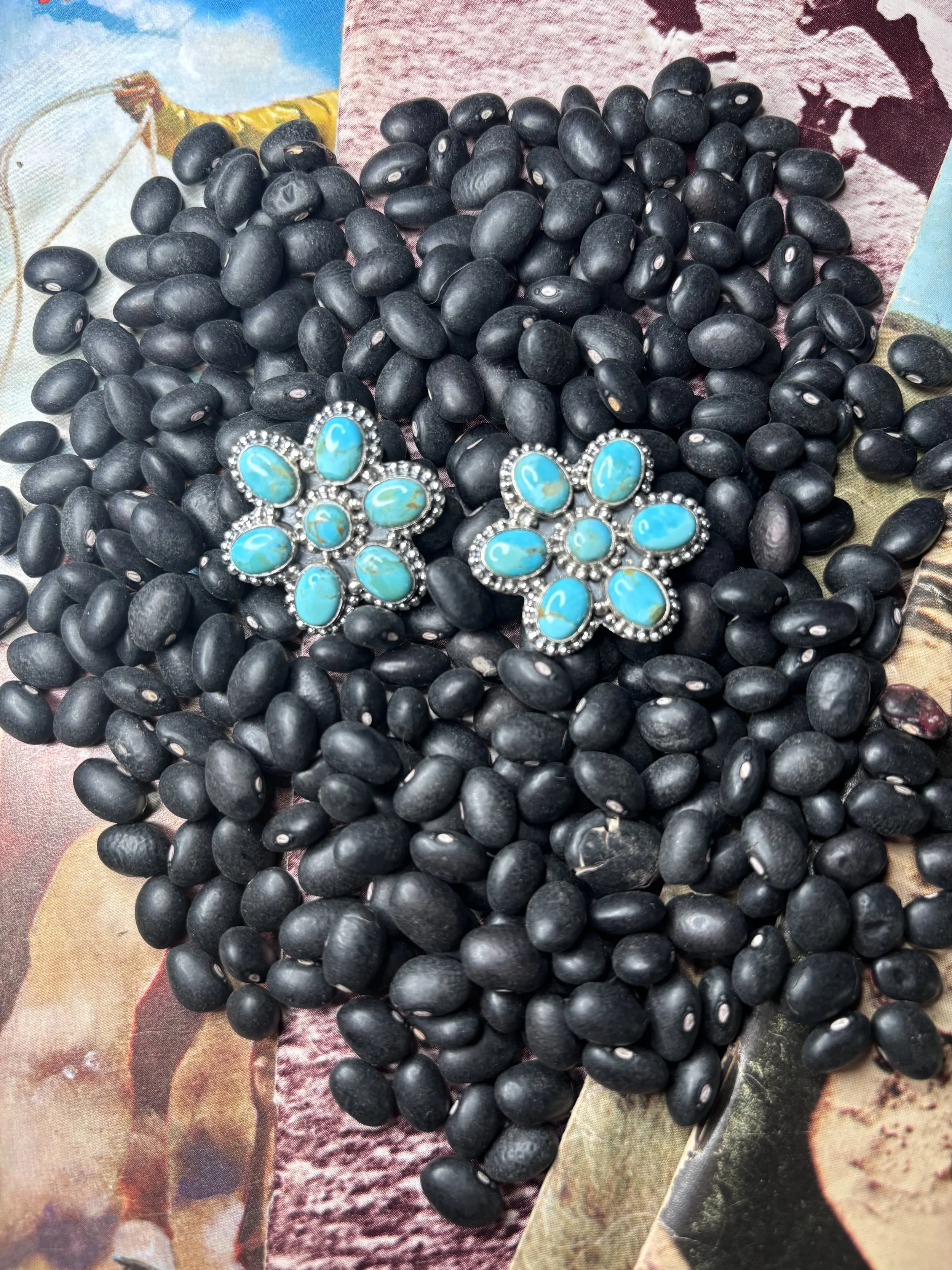 Turquoise Wildflower Cluster Studs 🩵🌼