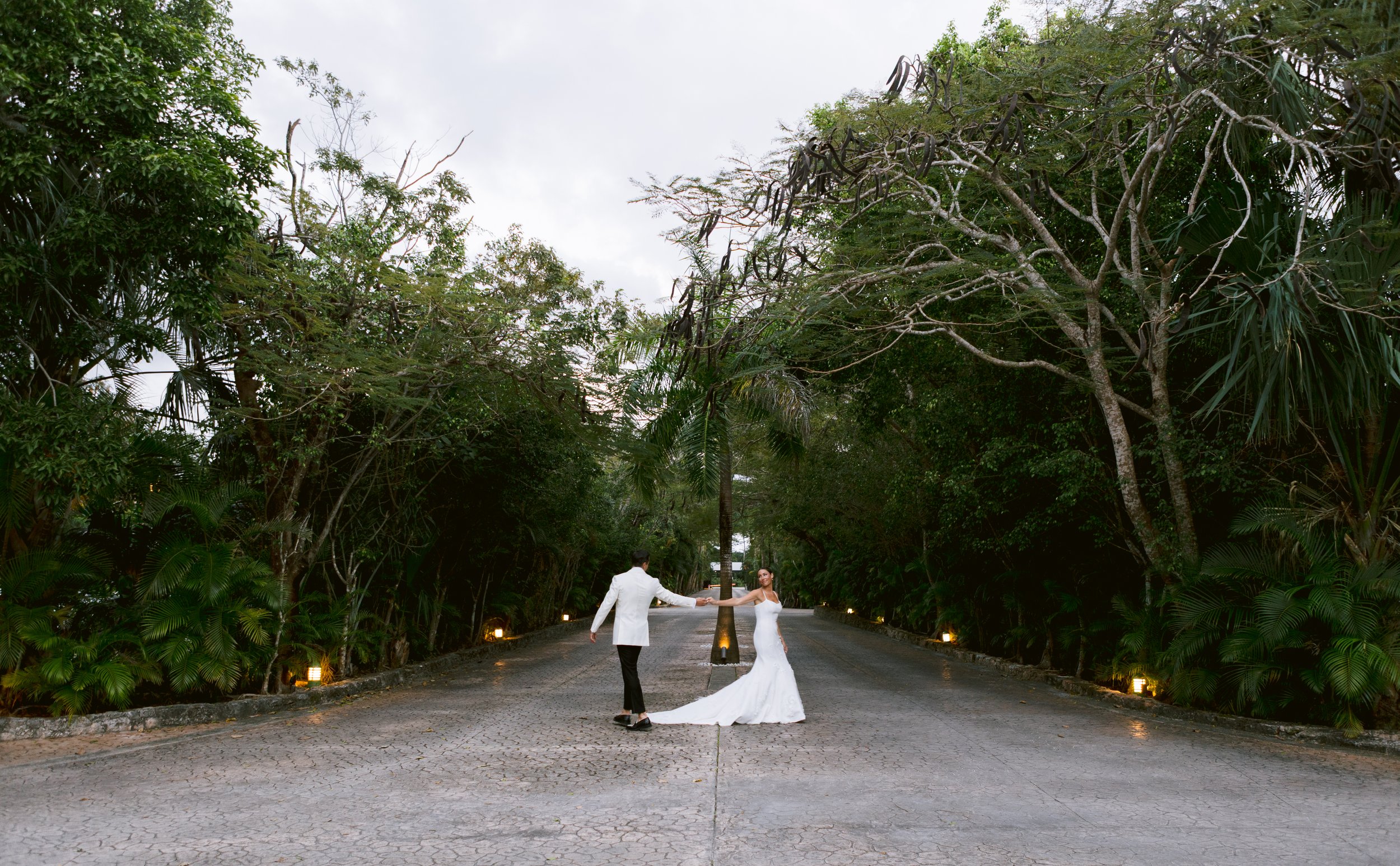 By-Hailey-Nicole-Dallas-Texas-destination-fine-art-wedding-photographer-199.jpg