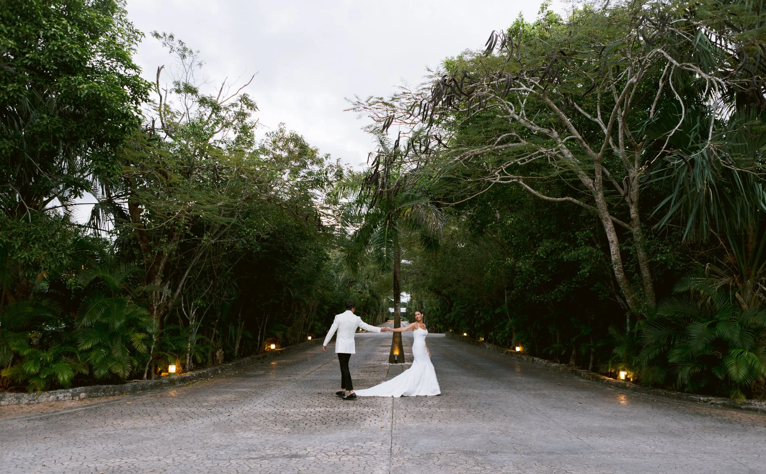 By-Hailey-Nicole-Dallas-Texas-destination-fine-art-wedding-photographer-199.jpg