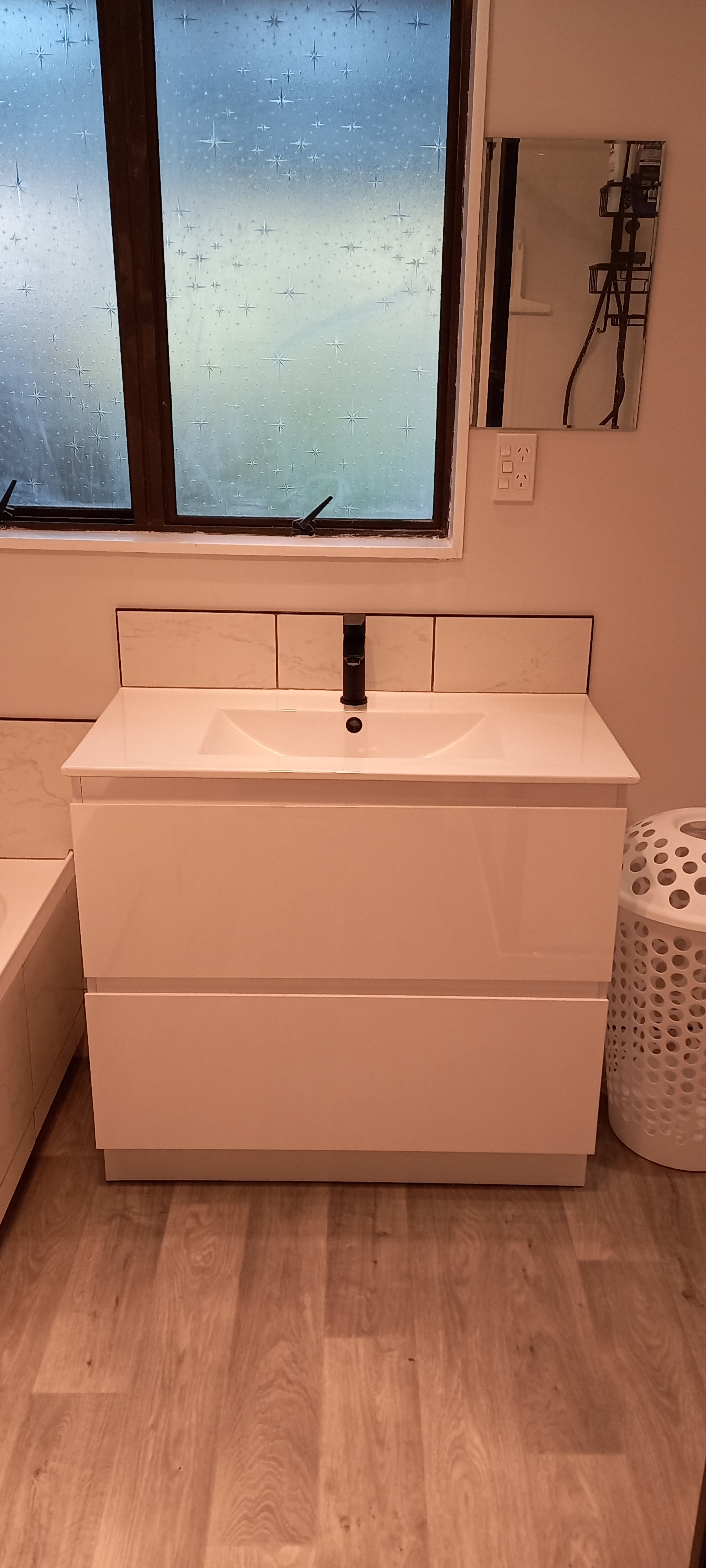 bathroom2 (1).jpg