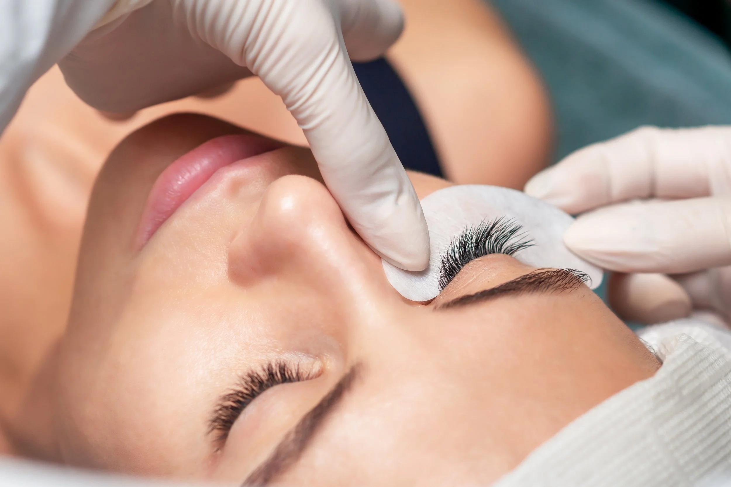 eyebrow wax