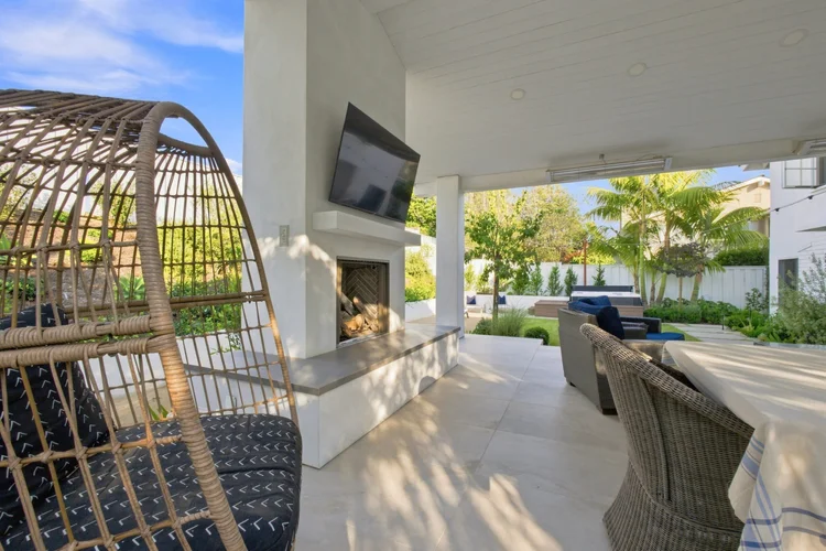 Newport Hills Dr, photo 14