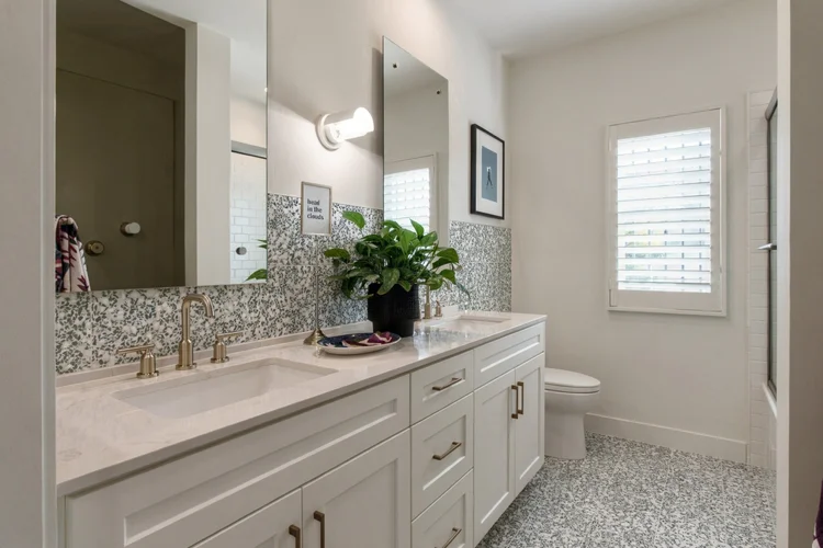 Model Home Three, photo 15
