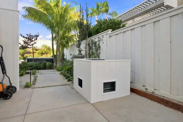 Newport Hills Dr, photo 23