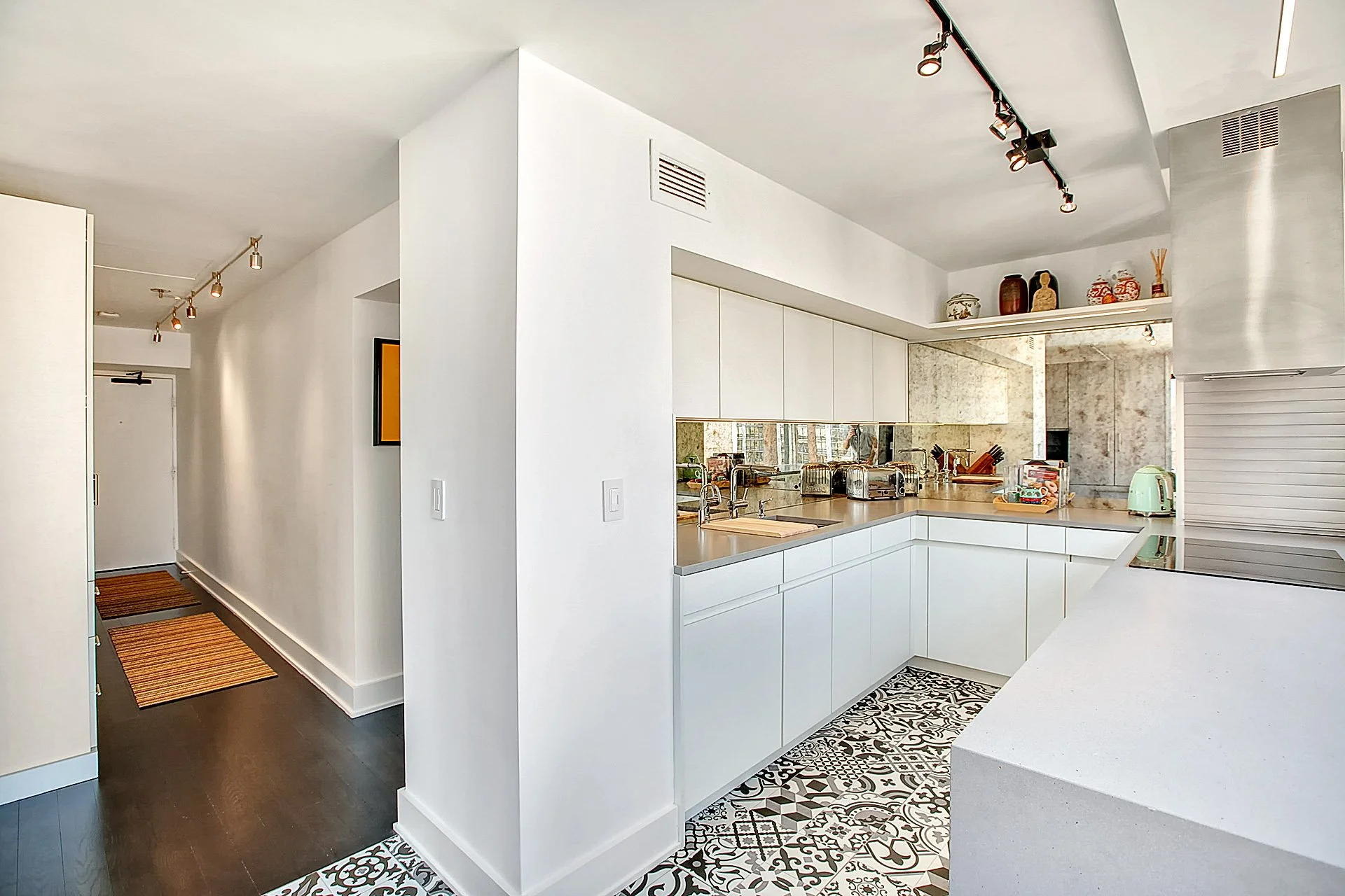 ChicagoEF-Kitchen1.JPG