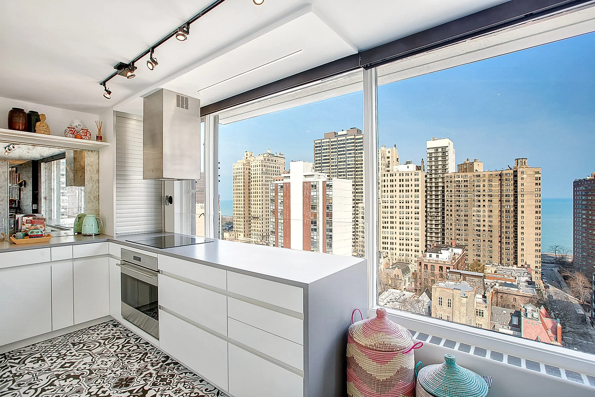 ChicagoEF-Kitchen2.JPG