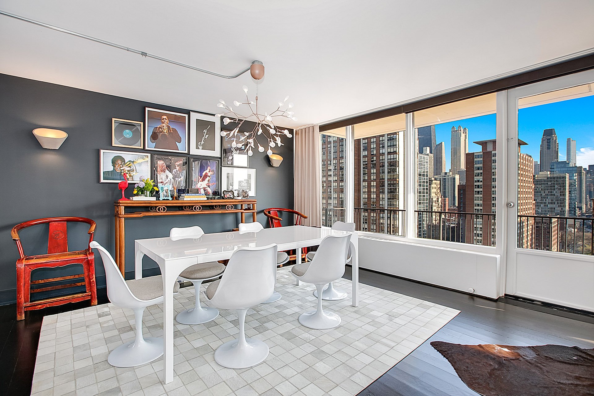 ChicagoEF-Dining2.jpg