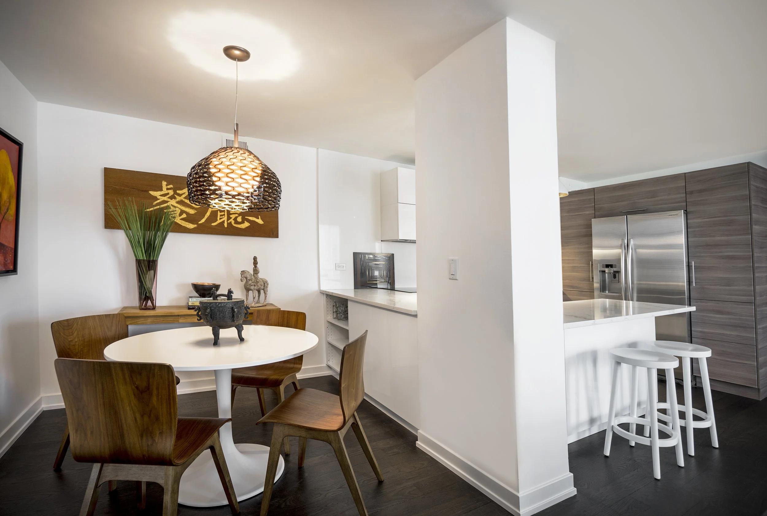 ChicagoD-DiningKitchen1.jpg