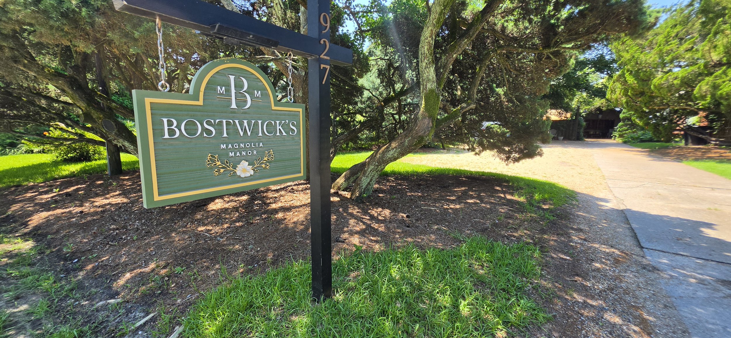 Bostwick's Magnolia Manor sign