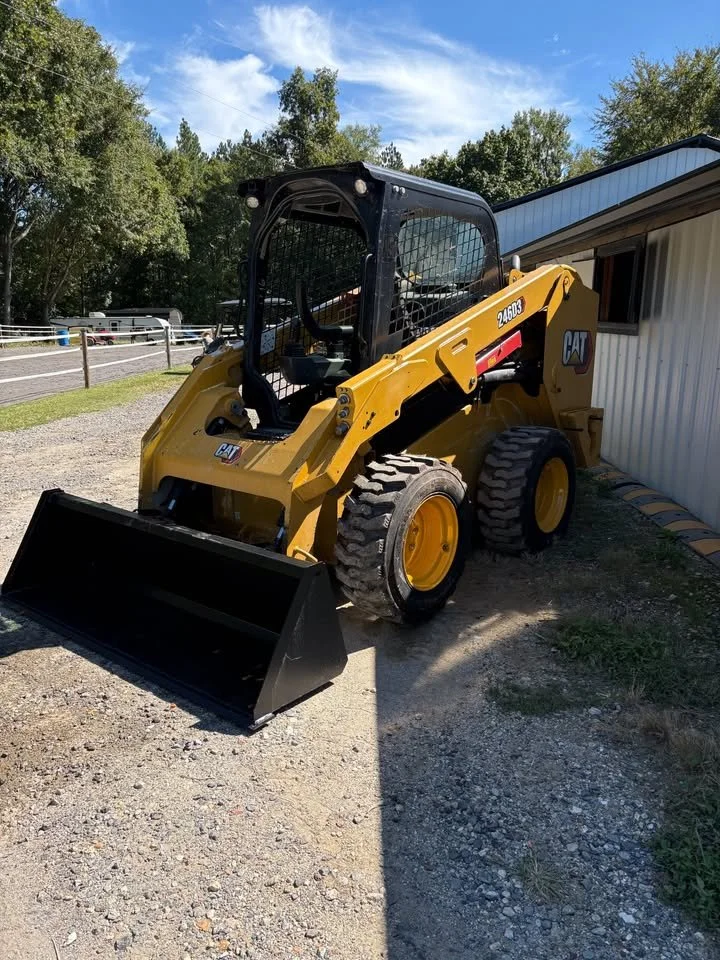 sold! 2024 Cat 246d3