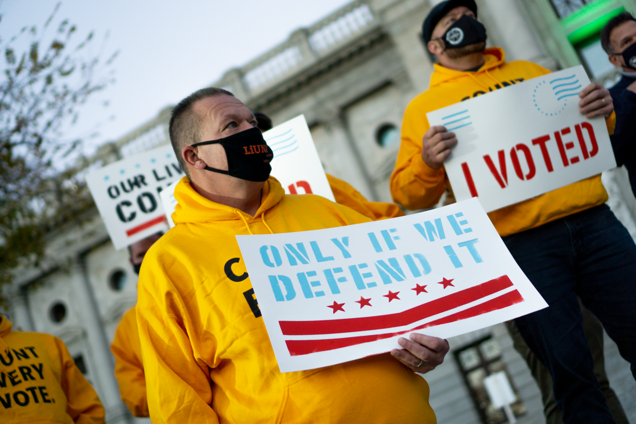 Credit: http://lookloud.org/electiondefense