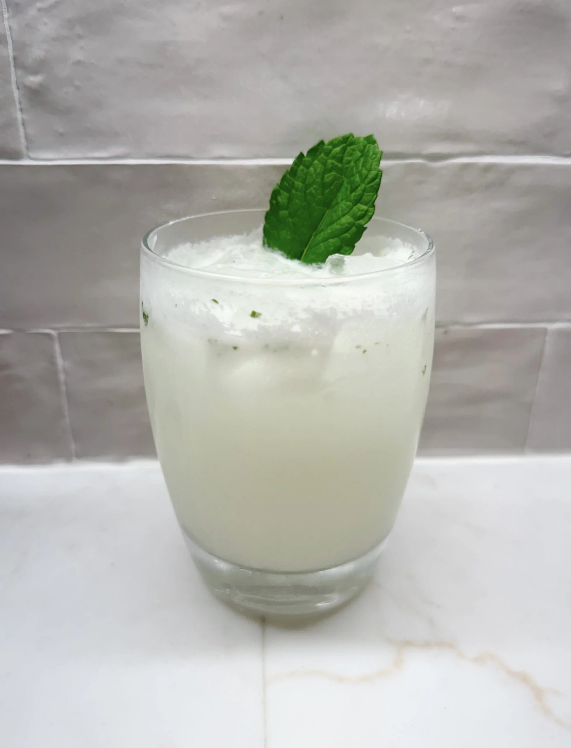 Coconut Mojito (Easy &amp; Refreshing Tropical Cocktail)