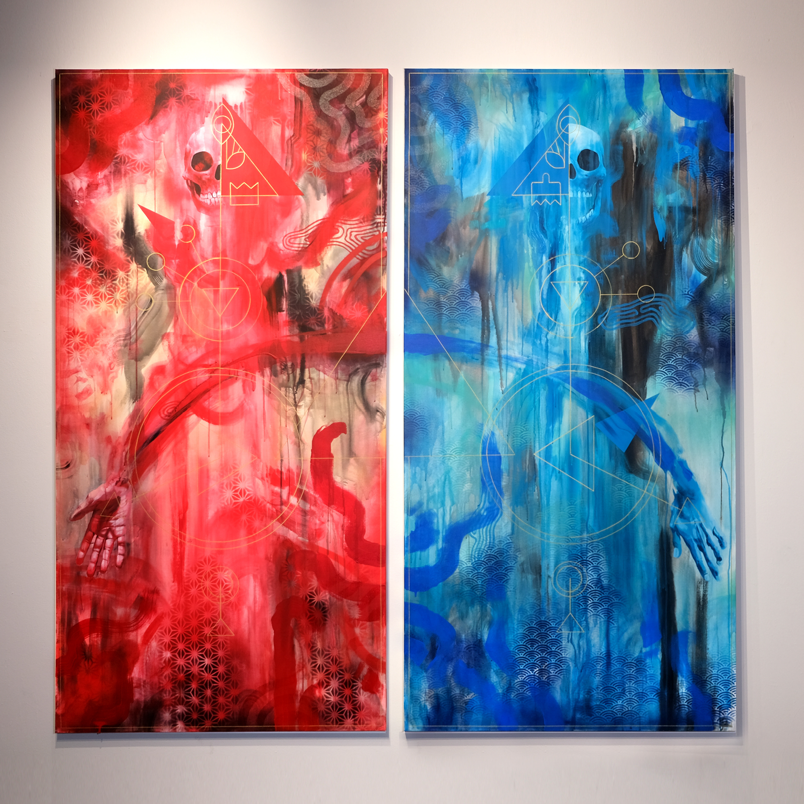Anaglyphid 
2025
72 x 36 & 72 x 36 inches
Acrylic and spray paint on canvas