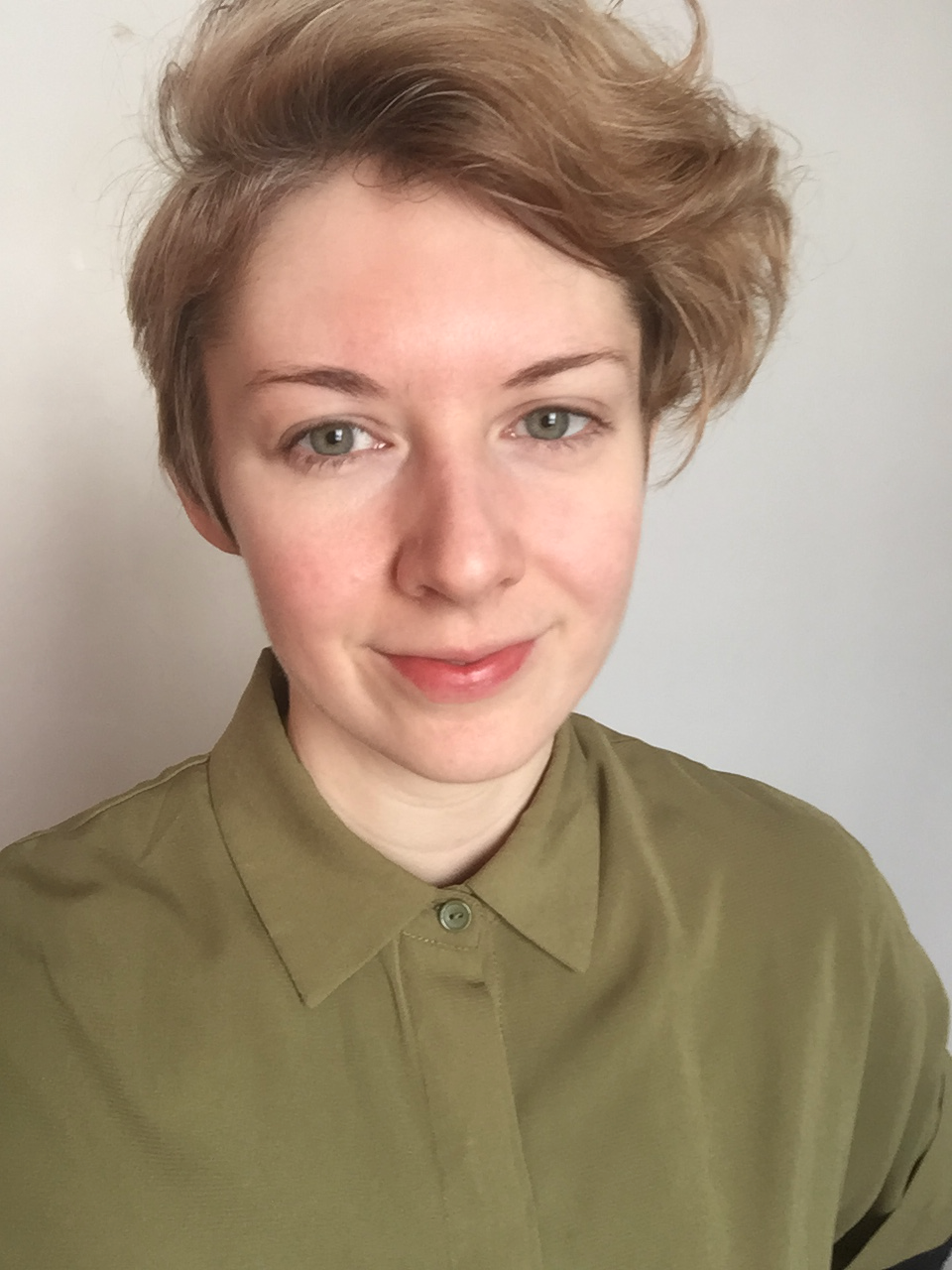 Beth.Warrian.headshot.png