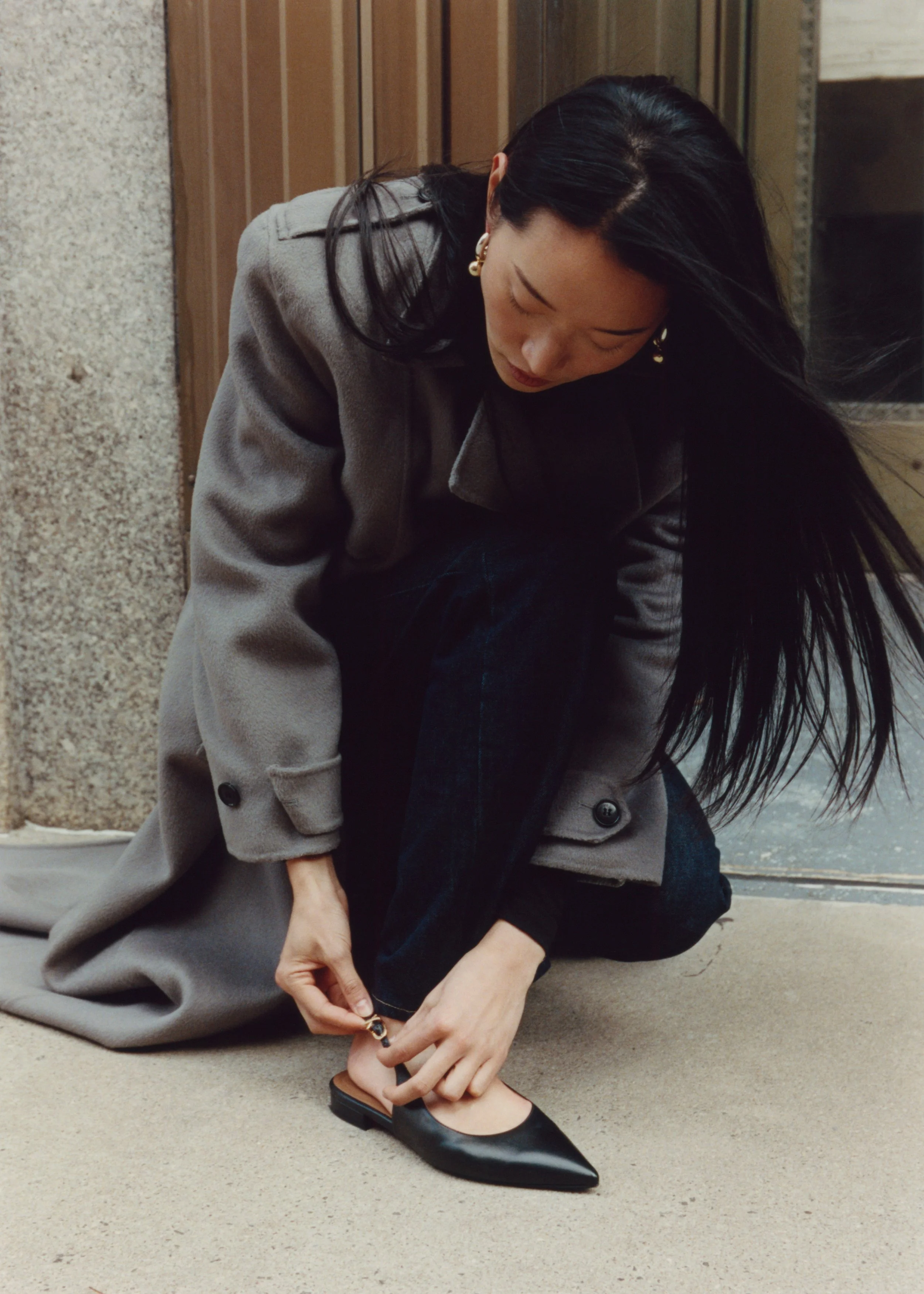 11172025_Elise Black Nappa_Margaux_Film_2.jpg
