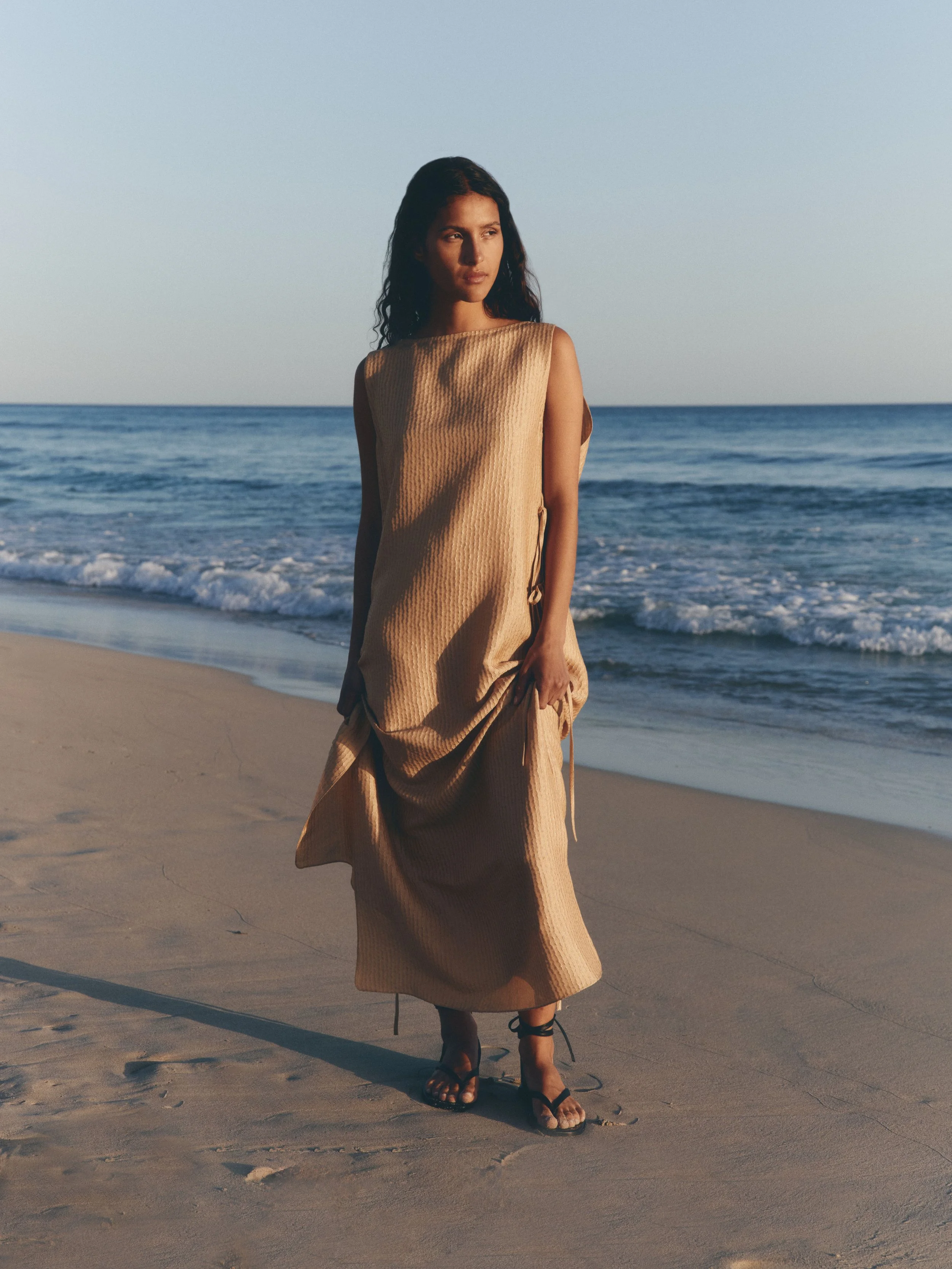 Margaux_HS_LOOK_022_30054.5_Palermo Wrap_Espresso Nappa.jpg