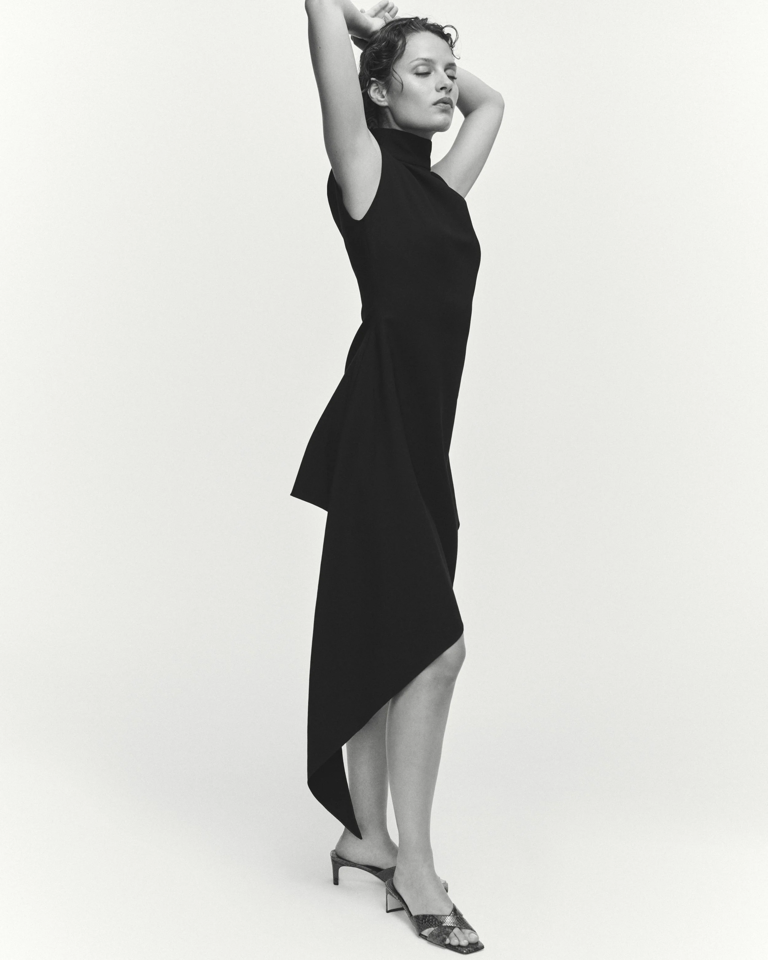 260625_Margaux_Selene50_AquaPythonEmbossed_130_BW (1).jpg