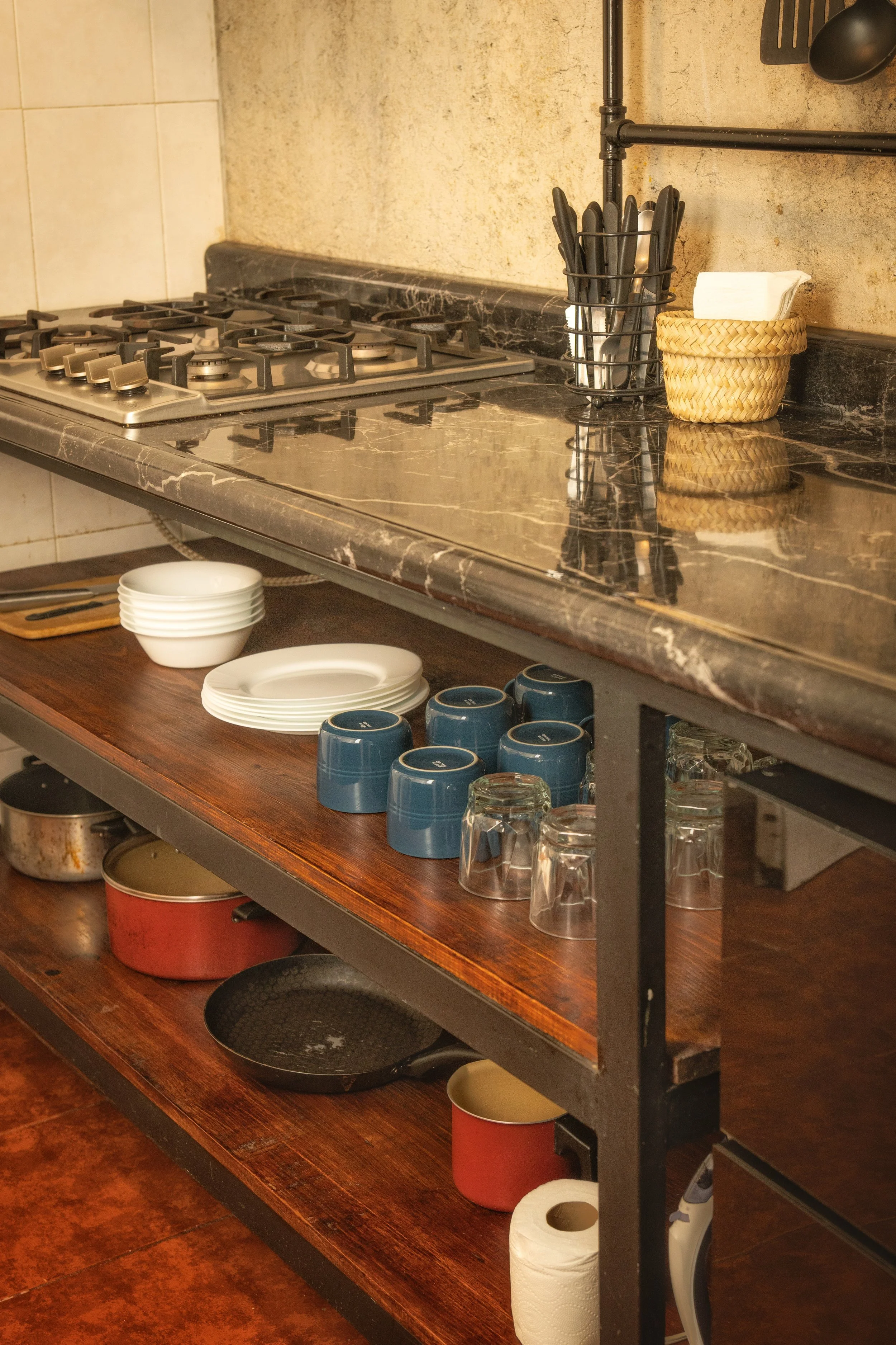COCINA EQUIPADA