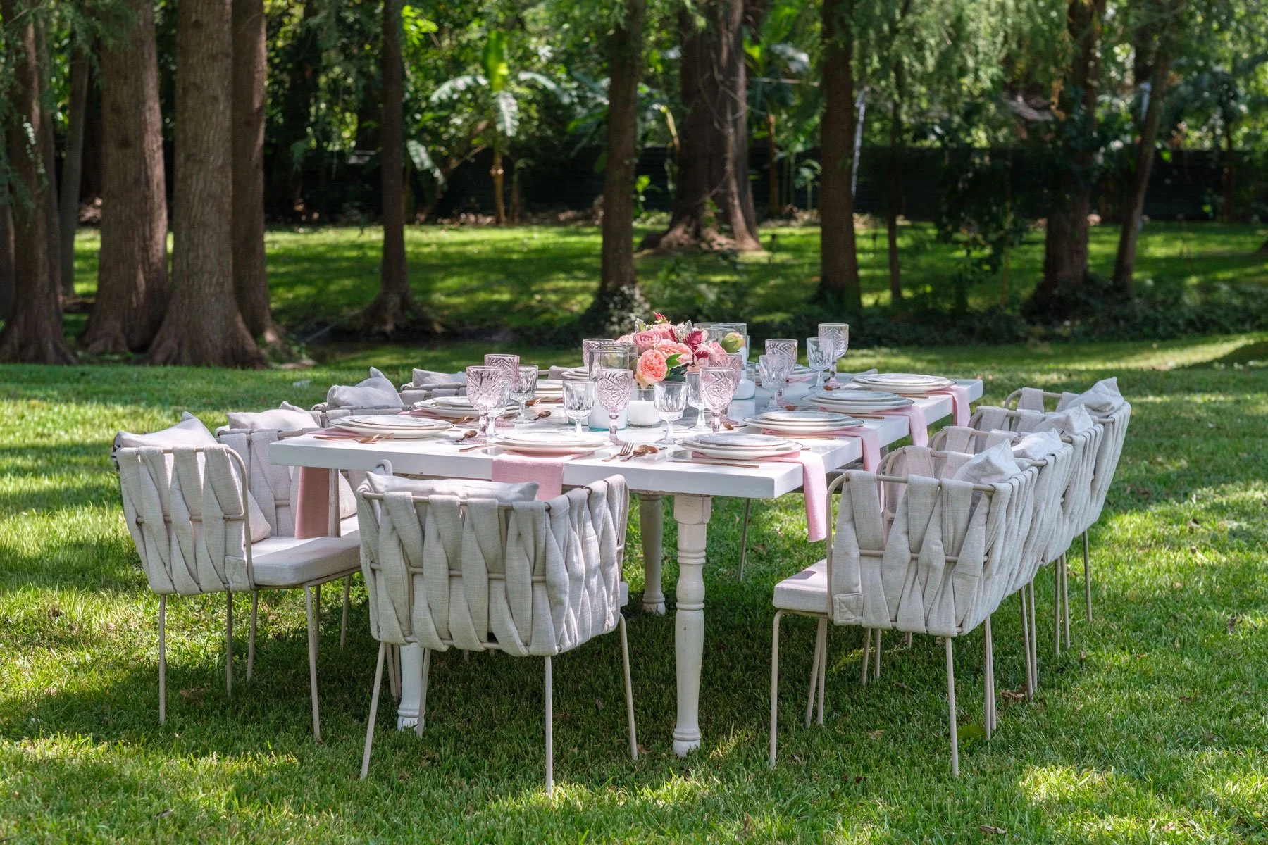 Mesa-Rectangular-MaderaBlanca-Antique-Setup-01.jpg
