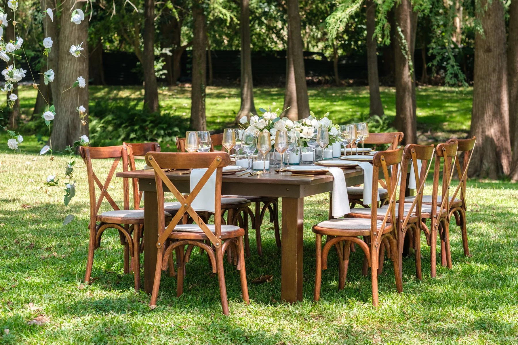 Mesa-Rectangular-MaronMadera-Crossback-Setup-01.jpg