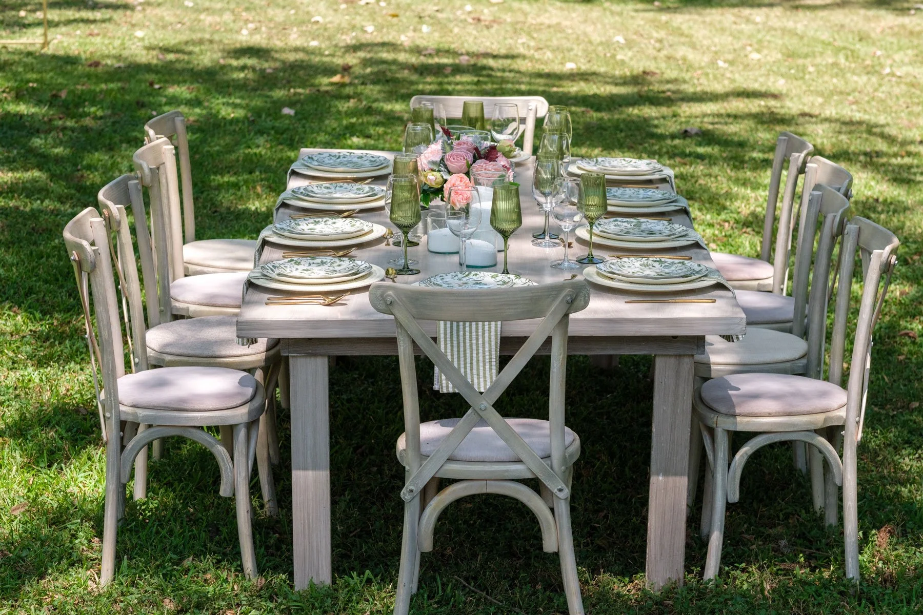 Mesa-Rectangular-Gris-Antique-Setup-00.jpg