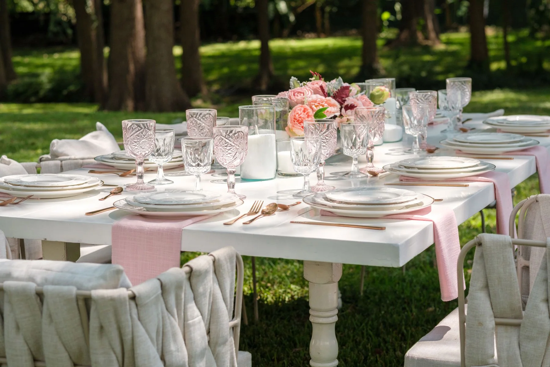 Mesa-Rectangular-MaderaBlanca-Antique-Setup-02.jpg