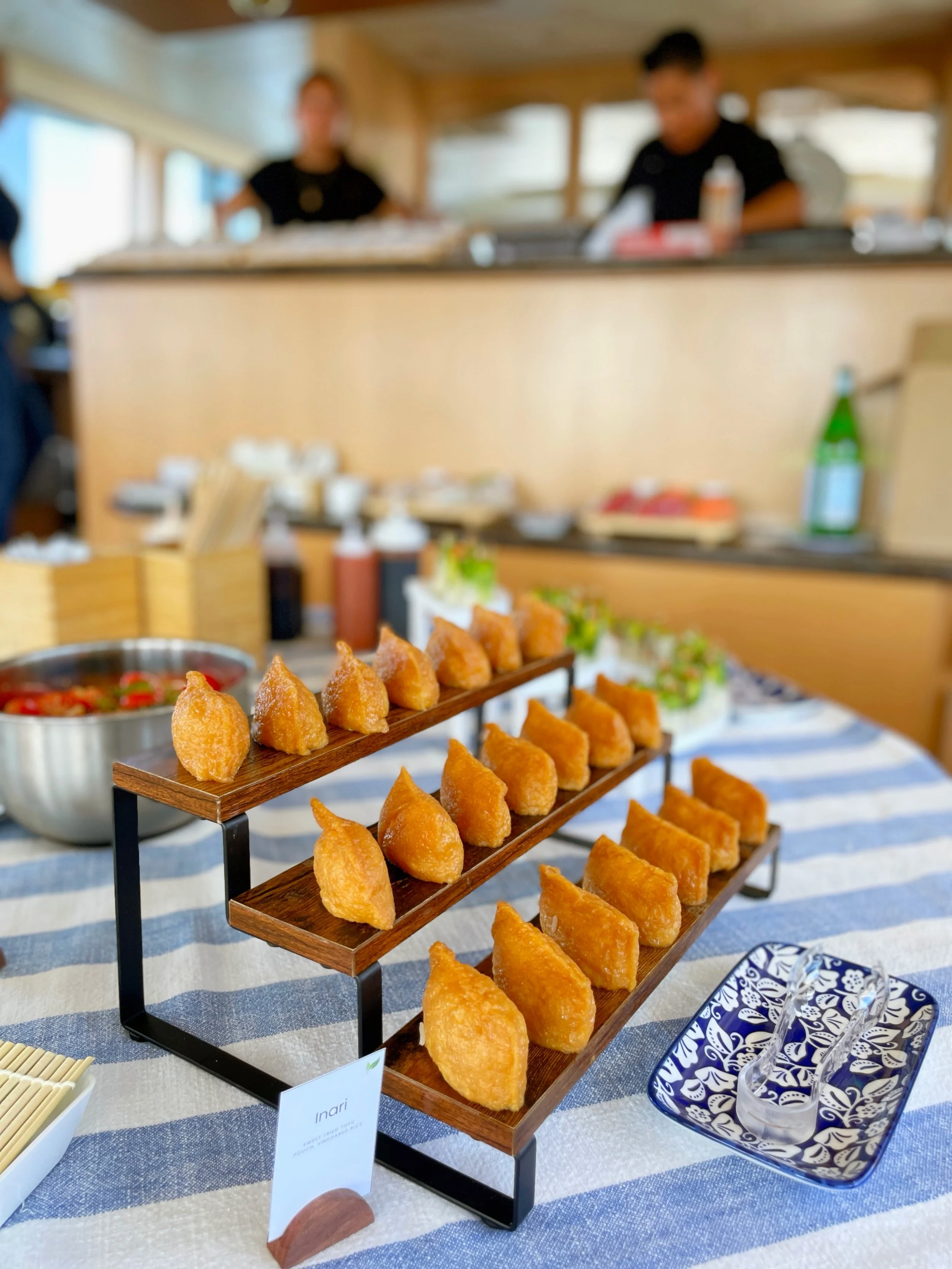 Who says sushi is all about the fish? 🥑🍣

At SEACO Sushi, we believe everyone deserves a seat at the sushi bar. From fresh, colorful vegetarian rolls to beautifully crafted plant-based bites, we bring something delicious to the table for every gues