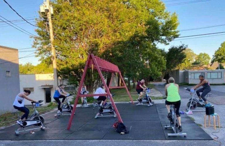 SPINOUTSIDE-768x499.jpg