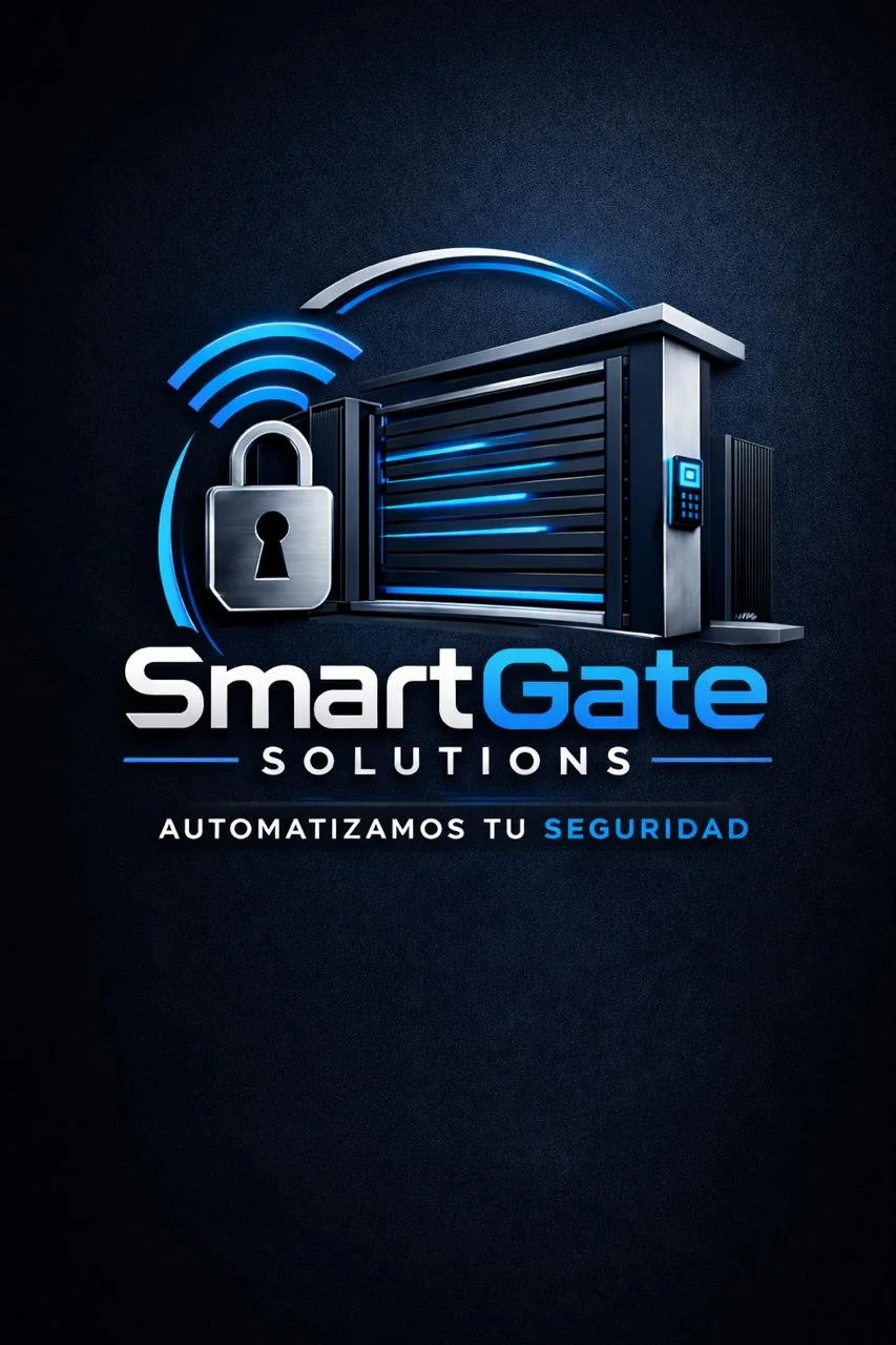 Logotipo de soluciones de control de acceso con puertas automáticas, candado y señal de wifi, acompañado del texto 'SmartGate Solutions' y la frase 'Automatizamos tu seguridad'.