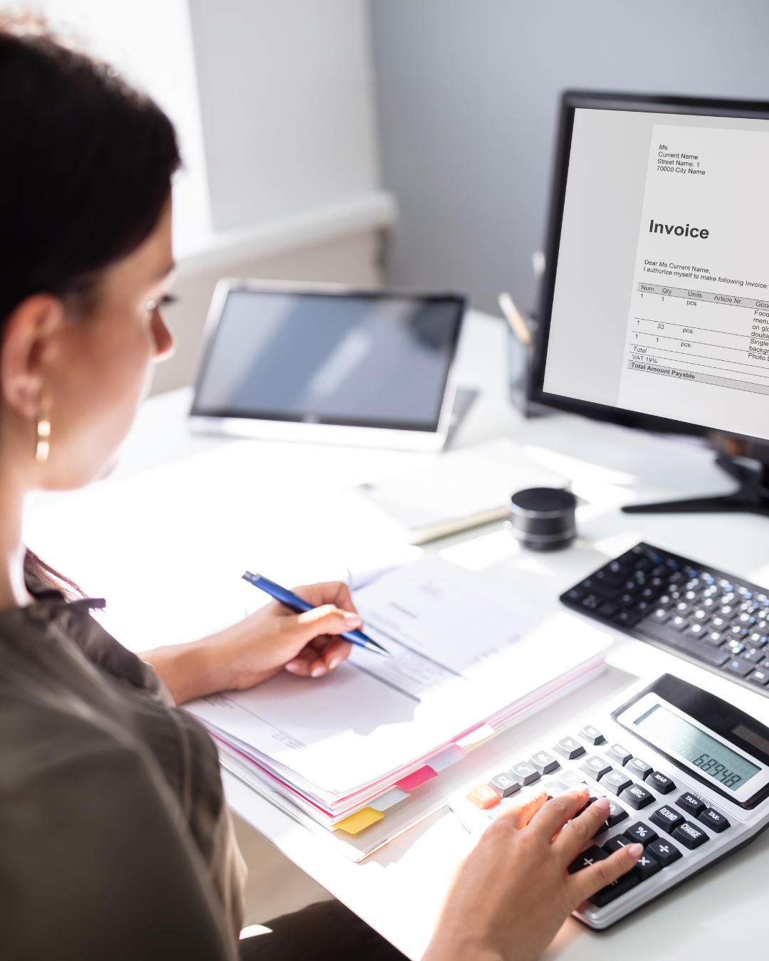 What Your Bookkeeper Needs From You: A Small Business Owner’s Checklist